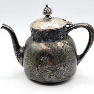 Pairpoint Antique Silverplate Teapot Floral Engraved
